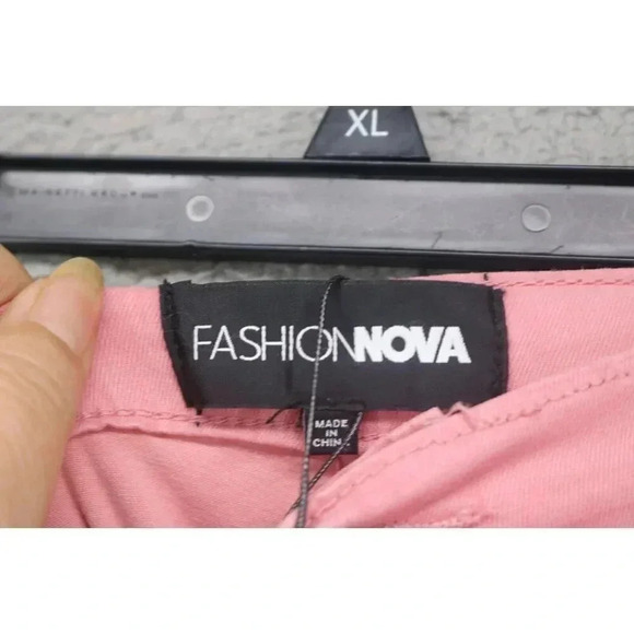 Fashion Nova Mystery Solved Extreme Bell Bottoms-Size 9-New w/Tags-Hippie-Boho - Picture 6 of 16